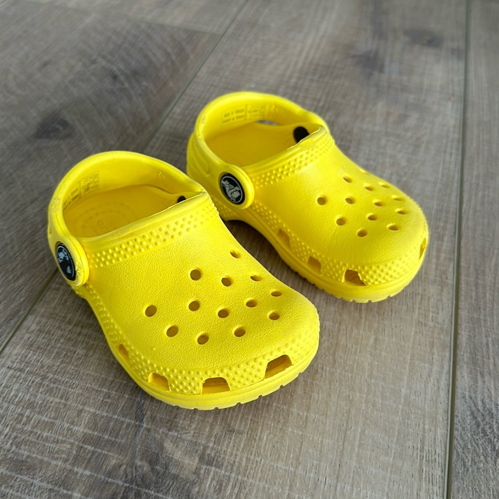 Baby Yellow Crocs C5